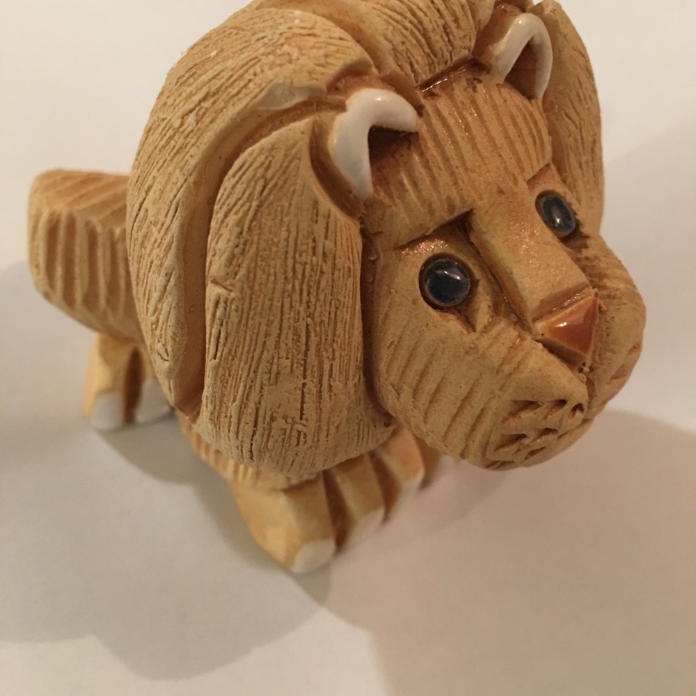 ARTESANIA RINCONADA ORIGINAL LION FIGURINE